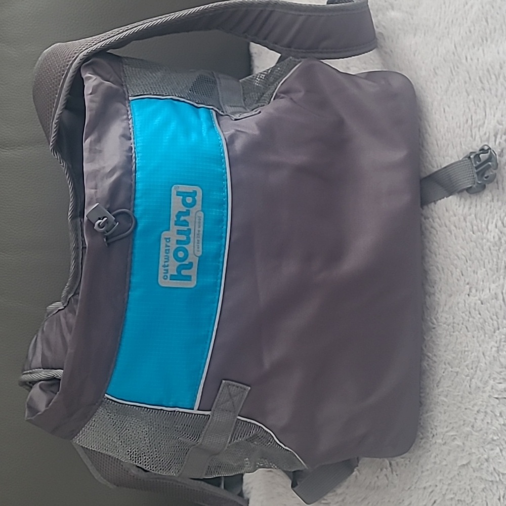 Outward Hound Gray and Blue Dog Carrier - Picture 4 of 5